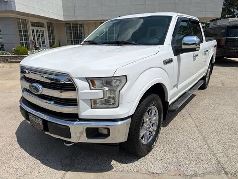 Used 2017 Ford F150 Lariat w/ Equipment Group 502A Luxury AWD/4WD image 2
