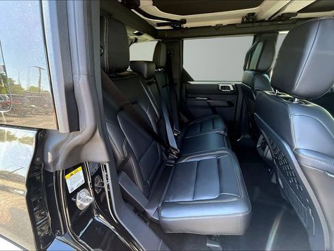 New 2026 Ford Bronco Badlands AWD/4WD image 10