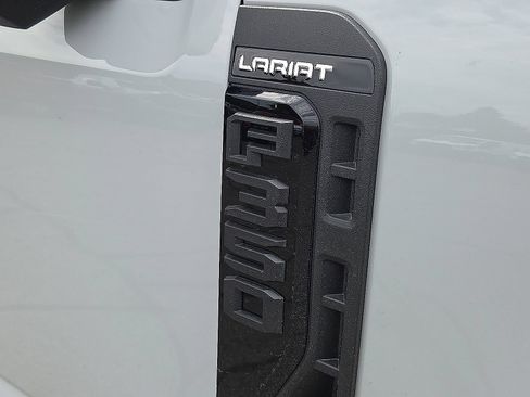 Used 2025 Ford F350 Lariat w/ Lariat Ultimate Package AWD/4WD image 16