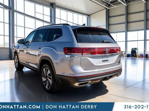 Used 2025 Volkswagen Atlas SE AWD/4WD image 29