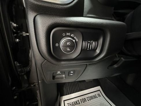 Used 2022 RAM 1500 Laramie AWD/4WD image 22