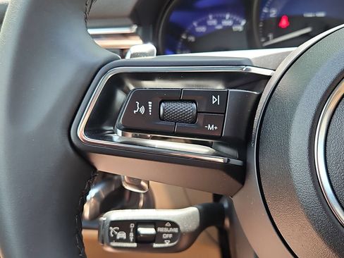 Certified 2026 Porsche Macan AWD/4WD image 21