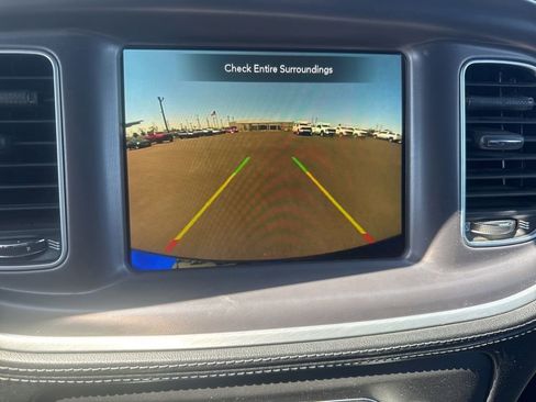 Used 2022 Dodge Charger Scat Pack RWD image 18