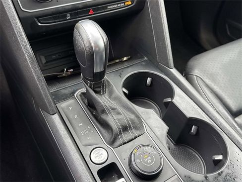 Certified 2021 Volkswagen Atlas SE w/ Panoramic Sunroof Package image 20