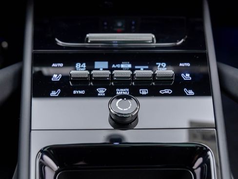 New 2026 Porsche Cayenne S image 25