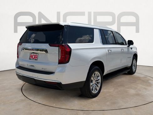 Used 2021 GMC Yukon XL SLT w/ Rear Media and Nav Package RWD image 9