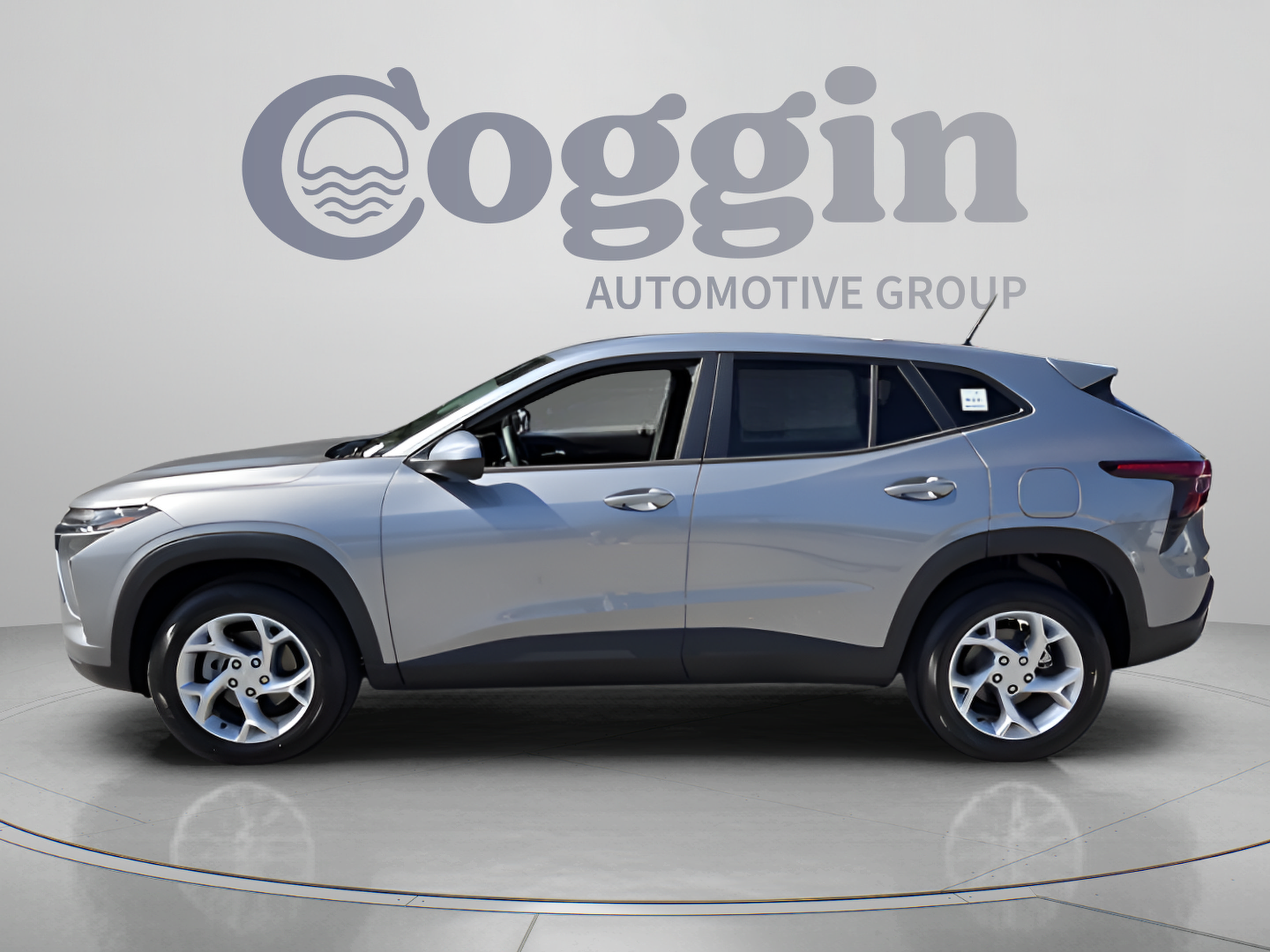 New 2026 Chevrolet Trax LS w/ LS Convenience Package FWD image 2