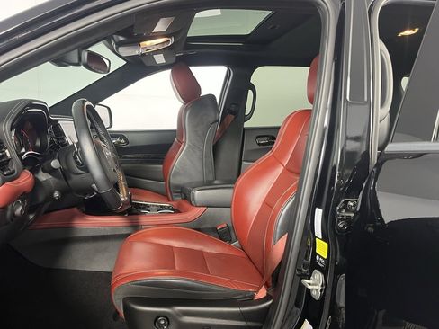 Used 2023 Dodge Durango SRT image 32