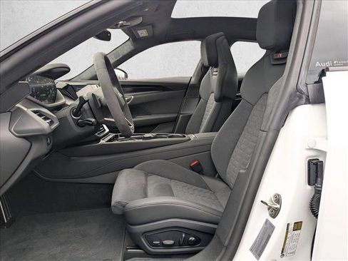 New 2026 Audi S e-tron GT Prestige image 4