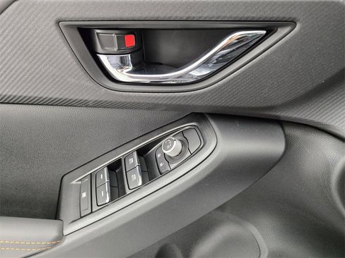 New 2025 Subaru Crosstrek 2.5i Limited w/ Crosstrek Mirror Package image 11