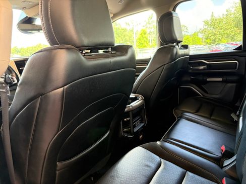 Used 2020 RAM 1500 Laramie AWD/4WD image 17