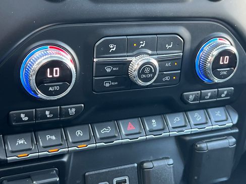 Used 2021 GMC Sierra 1500 Denali w/ Denali Ultimate Package image 20