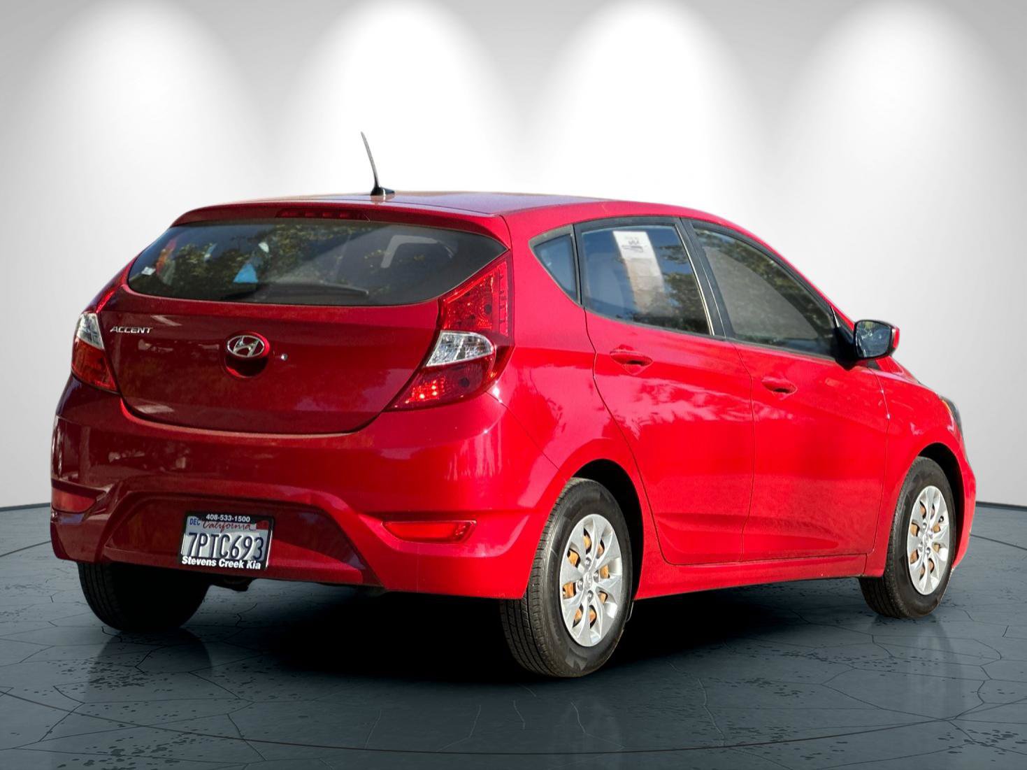 Used 2016 Hyundai Accent SE FWD image 4