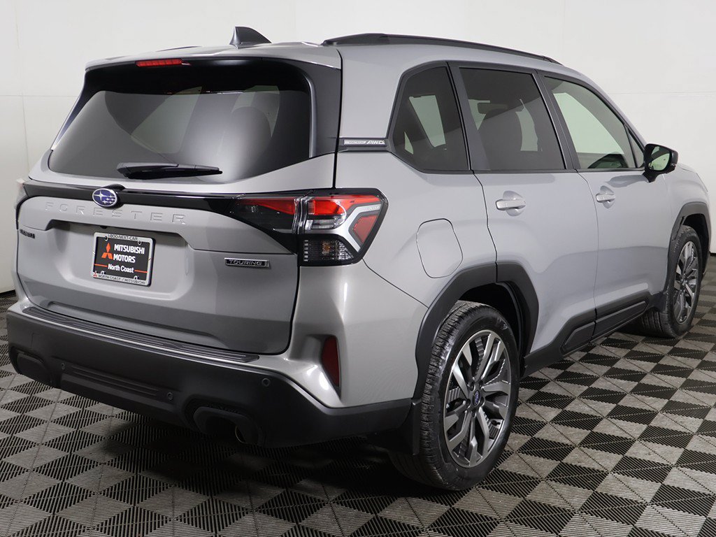 Used 2025 Subaru Forester Touring w/ Popular Package - Touring AWD/4WD image 14