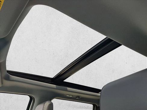 Used 2026 Ford F250 Lariat w/ Chrome Package image 14