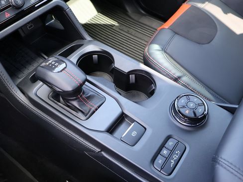 Used 2025 Ford Ranger Raptor AWD/4WD image 22