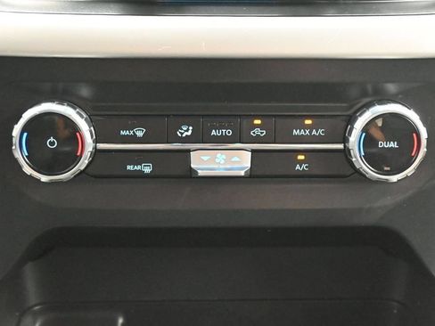 Used 2022 Ford F150 XLT w/ Equipment Group 301A Mid RWD image 18