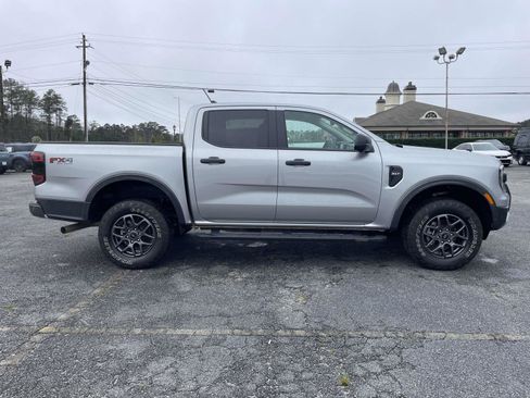 Used 2024 Ford Ranger XLT image 2