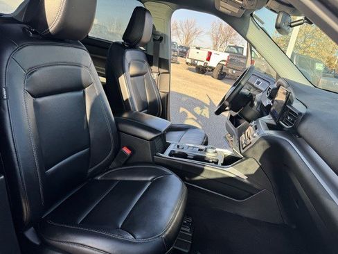 Used 2023 Ford Explorer XLT w/ Equipment Group 202A image 36