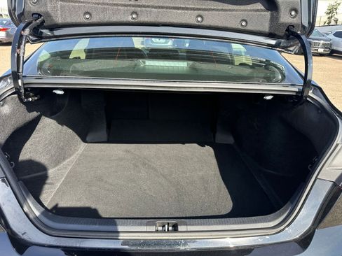 Used 2025 Toyota Camry LE image 30