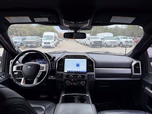 Used 2022 Ford F250 Platinum w/ FX4 Off-Road Package image 18