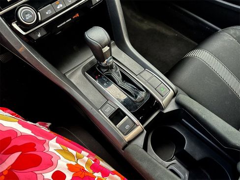 Used 2018 Honda Civic EX image 19
