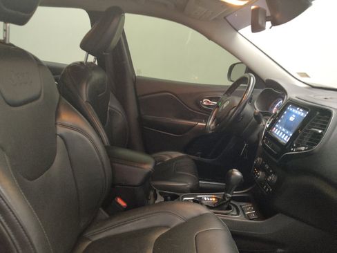 Used 2020 Jeep Cherokee Limited FWD image 21
