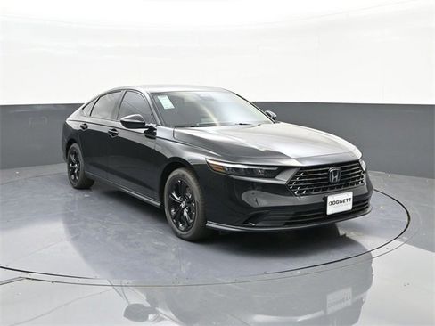 New 2025 Honda Accord SE image 19