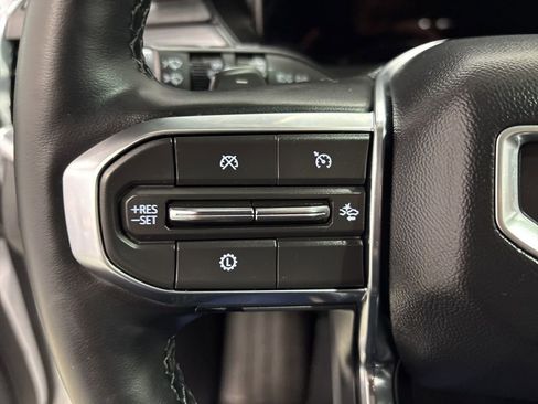 Used 2025 GMC Acadia Elevation w/ Elevation Premium Package image 21