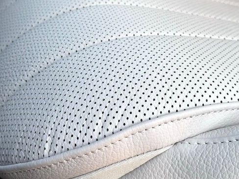 New 2026 Mercedes-Benz E 350 4MATIC Sedan image 17