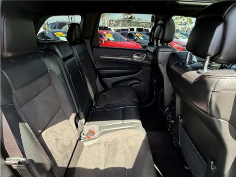 Used 2020 Jeep Grand Cherokee Trailhawk w/ Interior Metal Package image 28