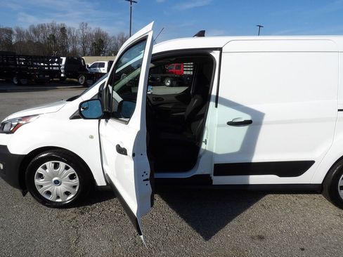 Used 2022 Ford Transit Connect XL image 13