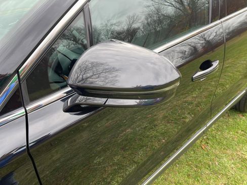 Used 2019 Lincoln MKC Select w/ Select Plus Package image 28