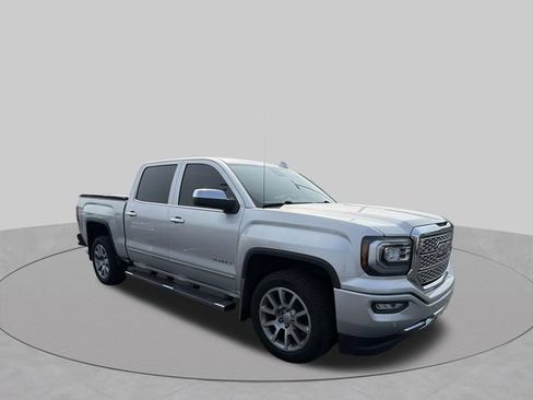 Used 2017 GMC Sierra 1500 Denali AWD/4WD image 39