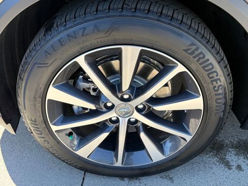 Certified 2026 Acura MDX w/ Technology Package image 10