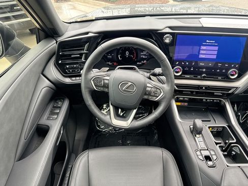 Used 2026 Lexus TX 350 AWD w/ Technology Package image 13
