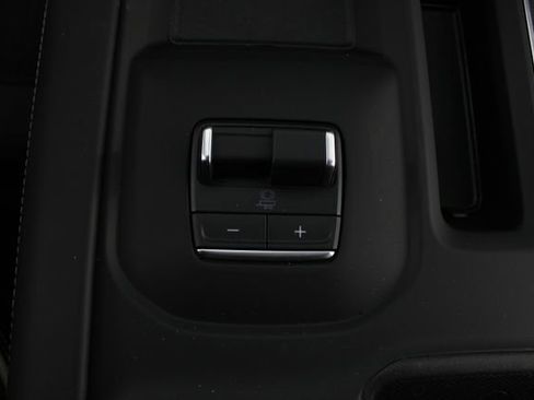 New 2026 GMC Sierra 2500 Denali Ultimate w/ Max Trailering Package AWD/4WD image 9