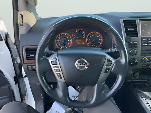 Used 2015 Nissan Armada Platinum AWD/4WD image 6