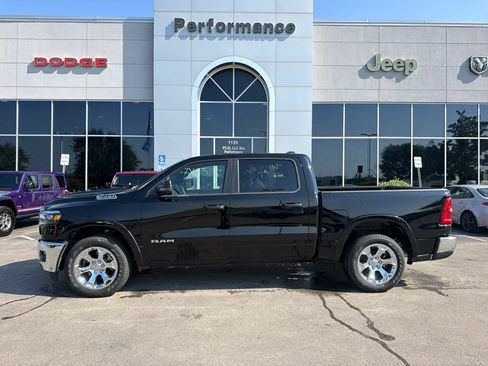 Used 2026 RAM 1500 Big Horn AWD/4WD image 4
