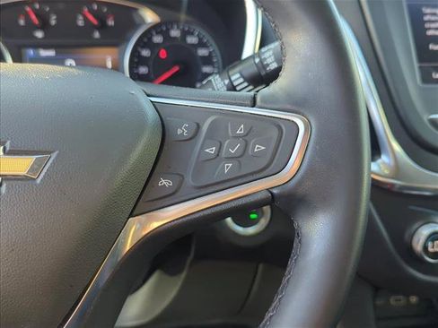 Used 2024 Chevrolet Equinox LT FWD image 14