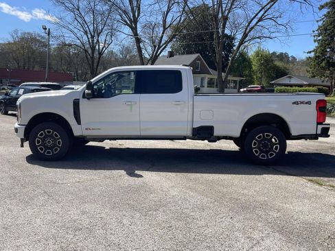 New 2026 Ford F250 Platinum image 4