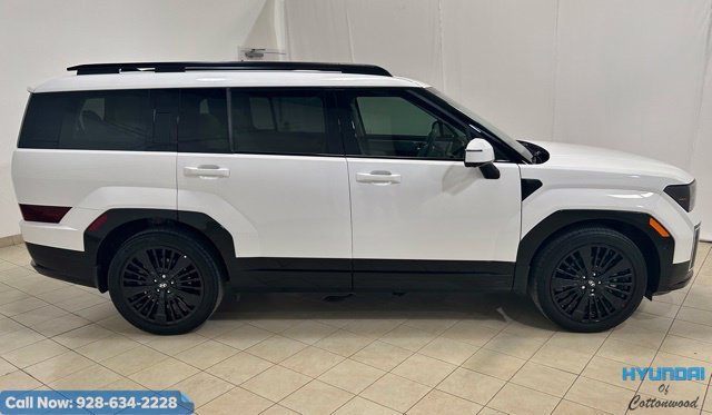 Used 2025 Hyundai Santa Fe Calligraphy AWD/4WD image 6