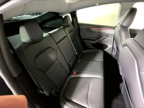 Used 2026 Tesla Model Y Long Range RWD image 25