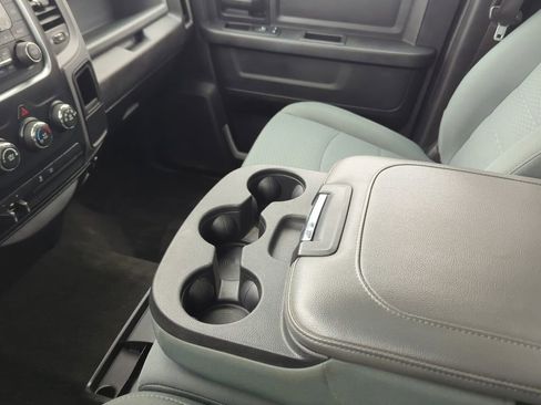 Used 2017 RAM 1500 Express w/ Express Value Package image 19