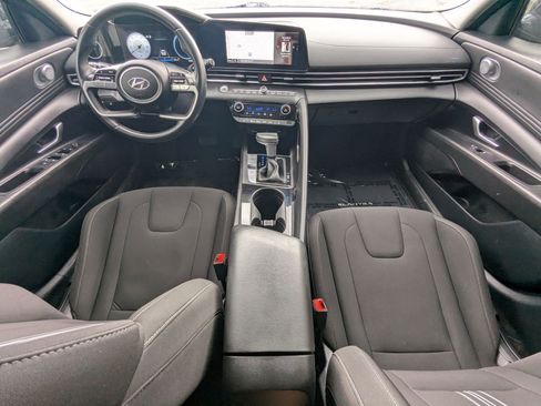 Used 2023 Hyundai Elantra SEL w/ Convenience Package FWD image 30