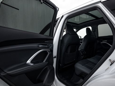 New 2025 Audi Q5 Premium Plus image 17