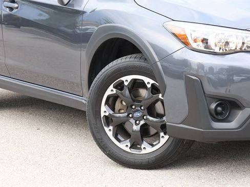 Certified 2022 Subaru Crosstrek 2.0i AWD/4WD image 3