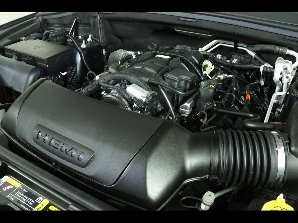 Used 2024 Dodge Durango R/T AWD/4WD image 23