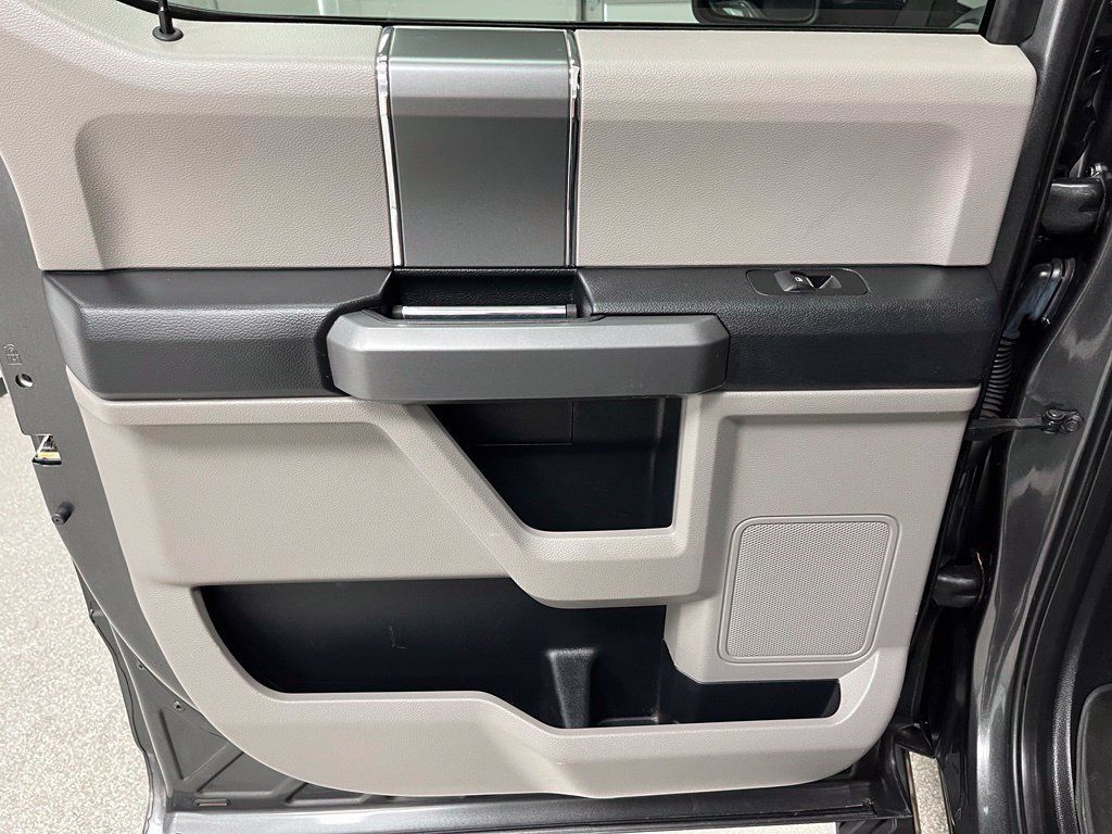 Used 2018 Ford F150 XLT w/ Equipment Group 301A Mid AWD/4WD image 35