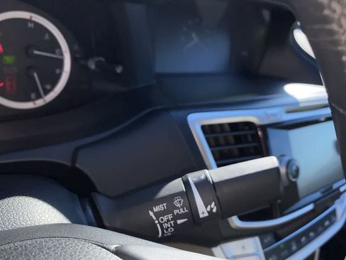 Used 2015 Honda Accord EX-L image 25